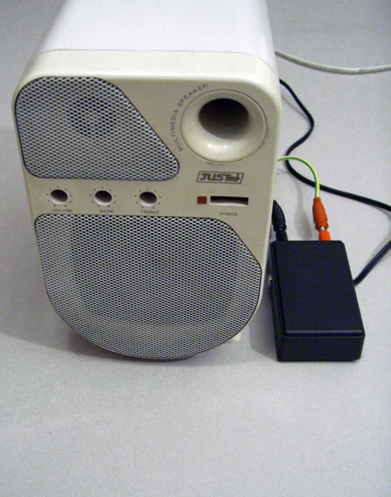 Alberto Tadiello, 9V, Speaker, circuit, cables, battery, site specific dimension, 2007.